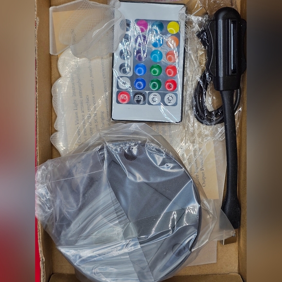 Shrek 3D LED Visual Night Light - Picture 4 of 9